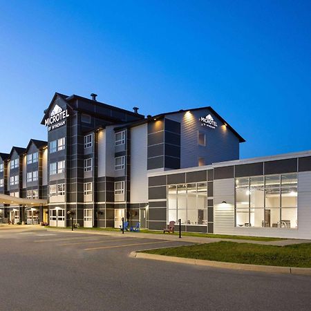 Microtel Inn & Suites By Wyndham Kirkland Lake Exterior foto